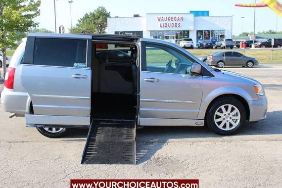 CHRYSLER TOWN AND COUNTRY 2013 2C4RC1BG5DR675093 image
